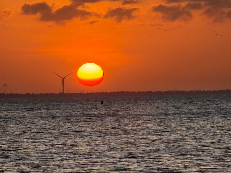 Sunset on the water - 17140 FM 344 W