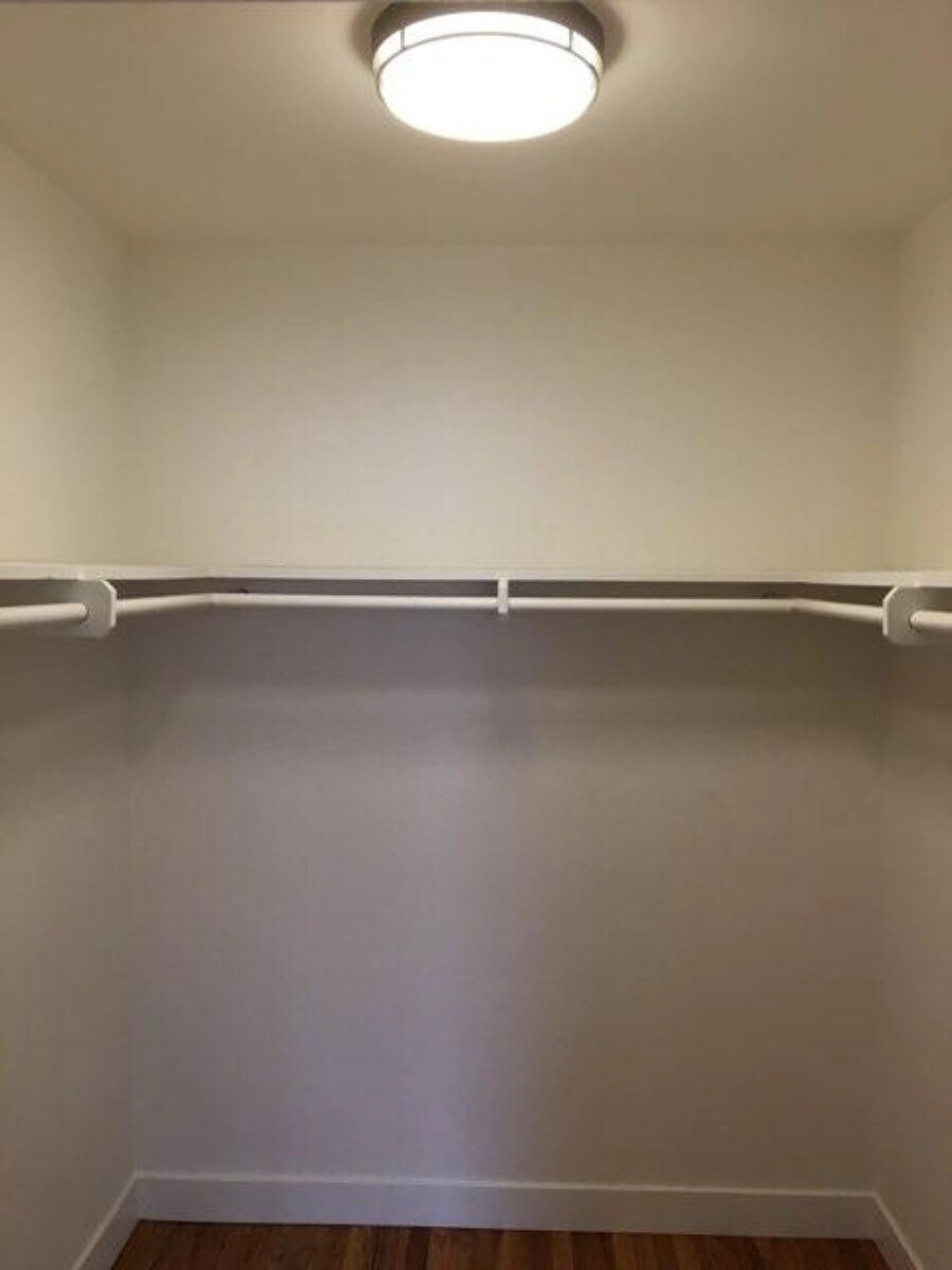 Building Photo - 1514 Orange Grove Ave