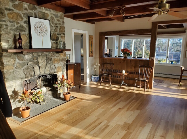 Building Photo - 61 Indian Trail