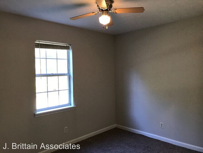 Building Photo - 2 br, 2 bath House - 927 Willow Point