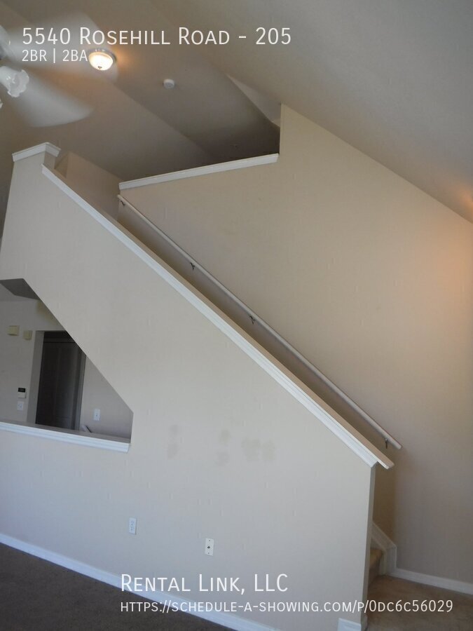 Building Photo - 5540 Rosehill Rd