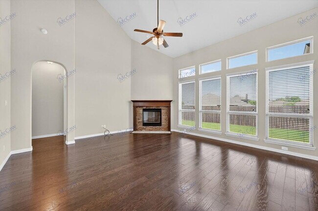 Building Photo - 409 Rossville Dr