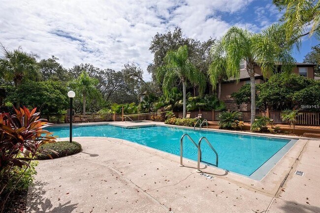 Building Photo - 3206 Clubside Dr