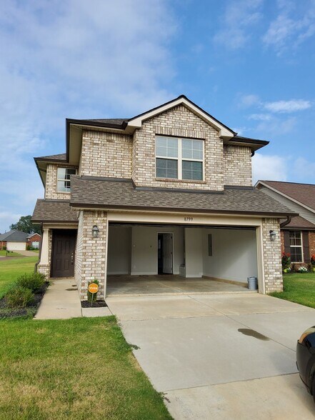 Primary Photo - 8799 Arendale Dr