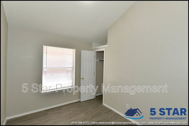 Building Photo - 12257 Robert Dahl Dr