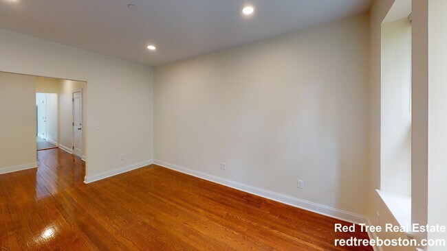 Building Photo - 123 Sutherland Rd