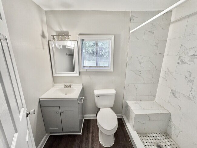 Building Photo - 324 Harrell St