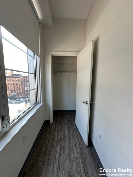 Building Photo - 161 Berkeley St