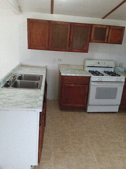 Building Photo - 44 Cereza Cir