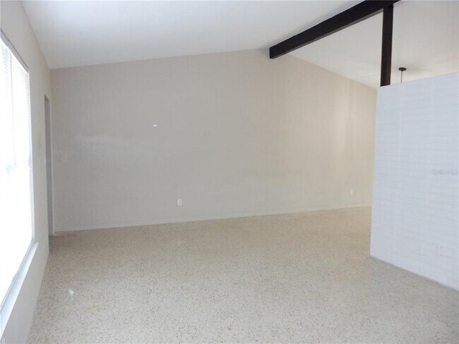 Building Photo - 4547 54th Ave N