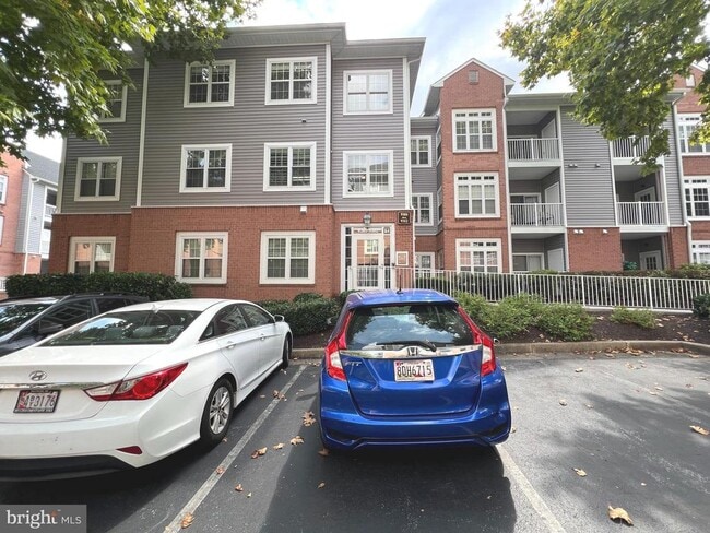 Building Photo - 9312 Groffs Mill Dr