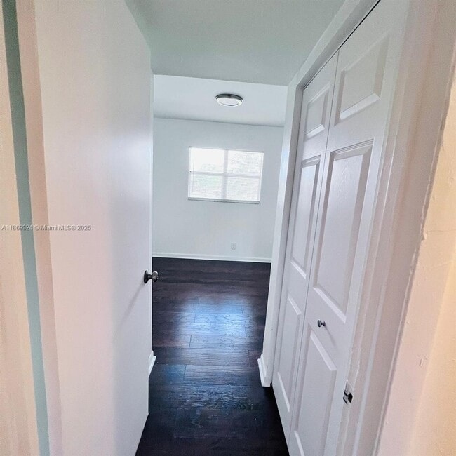 Building Photo - 5721 Blueberry Ct