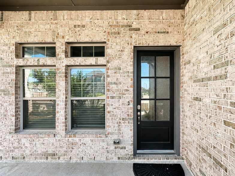 Building Photo - 21018 Camberwell Beauty Ln