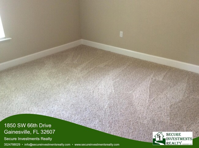 Building Photo - 3/2 Newer home in Portofino with split floor plan