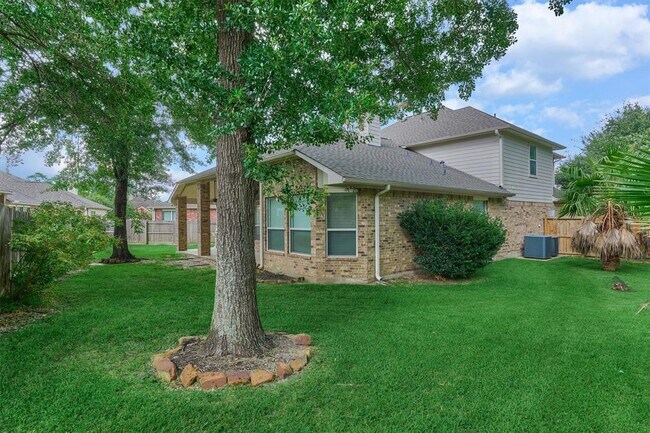 Building Photo - 8406 Oak Villa Ct