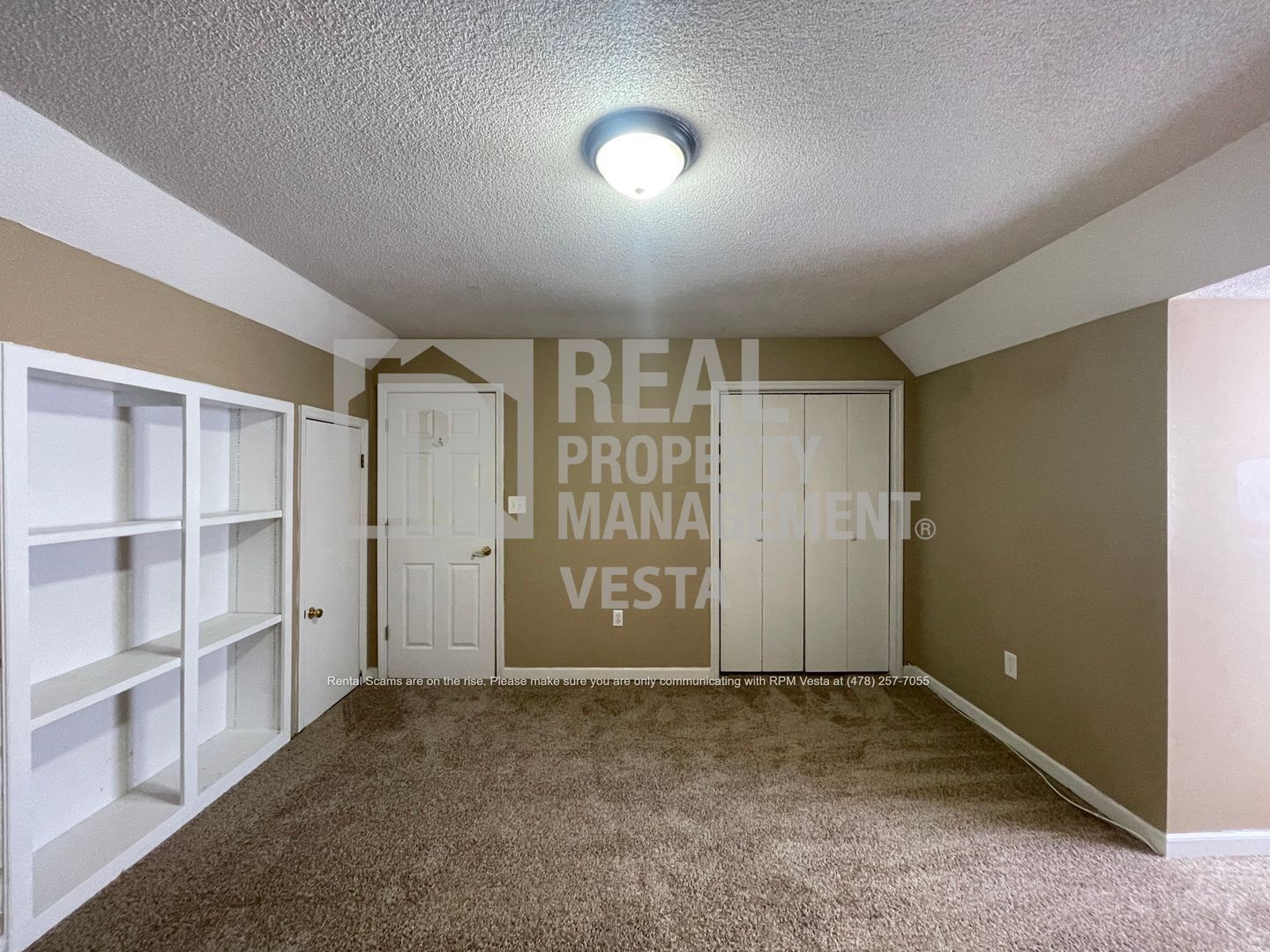 Building Photo - 1177 Sandy Beach Dr