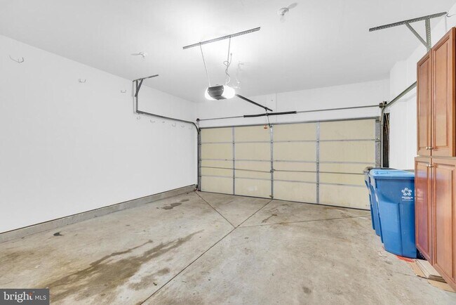 Building Photo - 9249 Laurel Ridge Crossing Rd