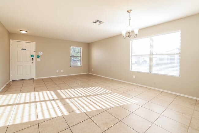 Building Photo - 1774 W Summer Dawn Dr