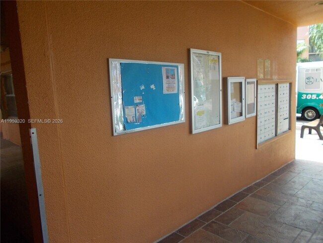 Building Photo - 701 SW 141st Ave