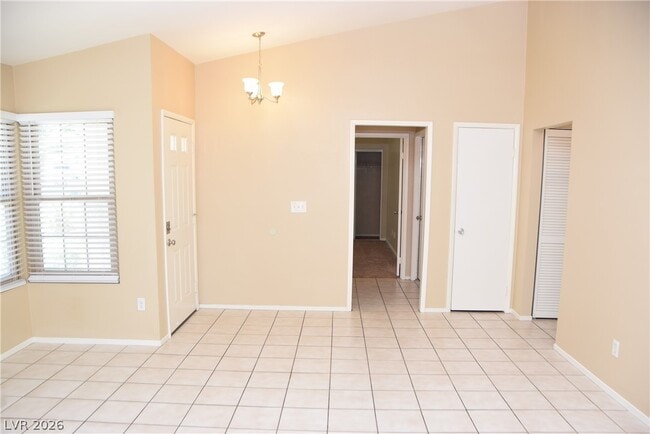 Building Photo - 701 Inglenook Dr