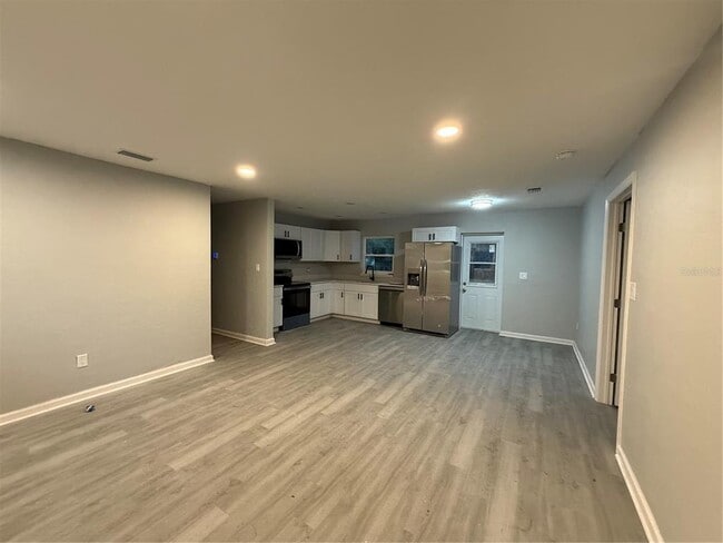 Building Photo - 2205 SE 46 Terrace