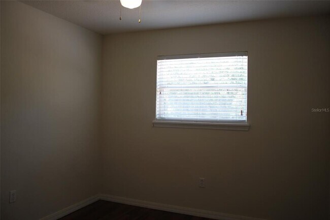 Building Photo - 3222 Hopewell Dr