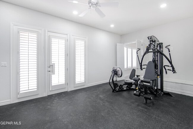 Building Photo - 6489 Calle Placido Dr