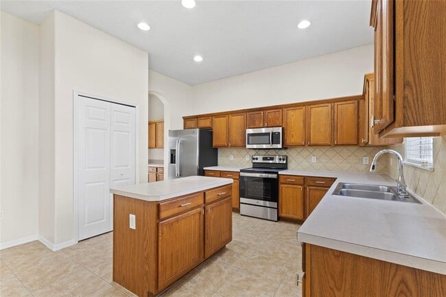 Building Photo - 1231 Darnaby Way