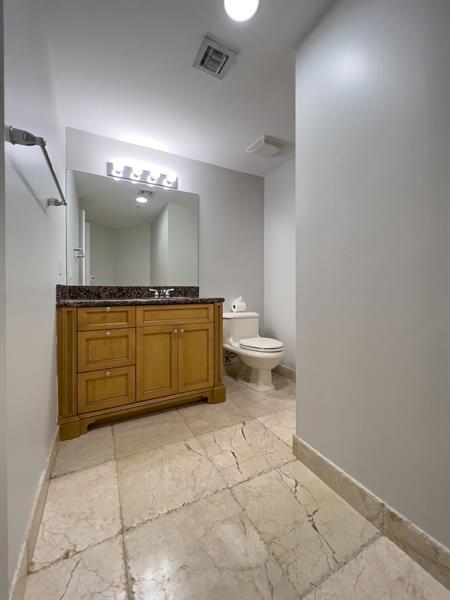 Building Photo - 4241 N Ocean Blvd