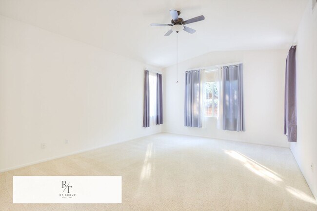 Building Photo - 3879 Bella Villagio Ave