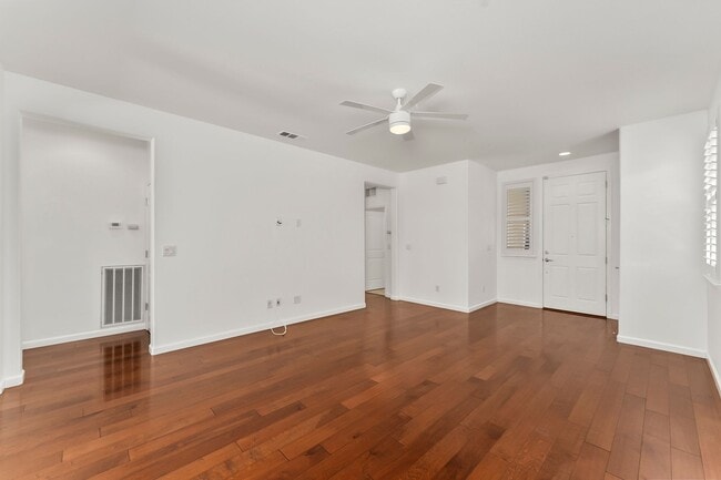 Building Photo - 9876 Sunderland Way