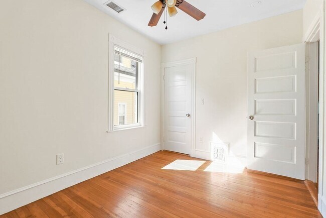 Building Photo - 30 Tuttle St