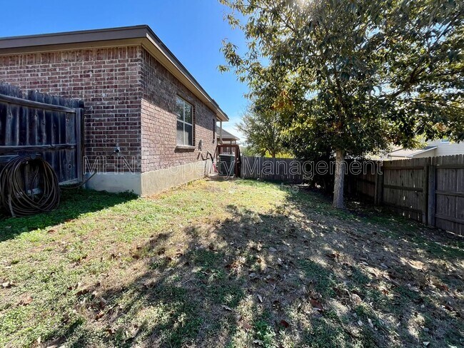 Building Photo - 8902 Derby Dan