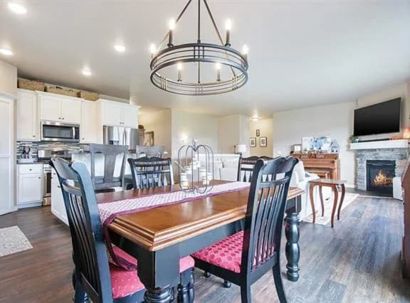 Building Photo - 3641 Tulip Trl