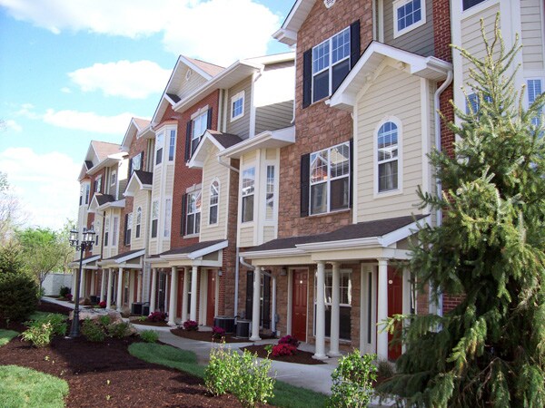 Building Photo - 2756 Mcknight Crossing Ct