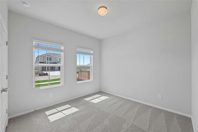 Building Photo - 159 Chesterfield Dr