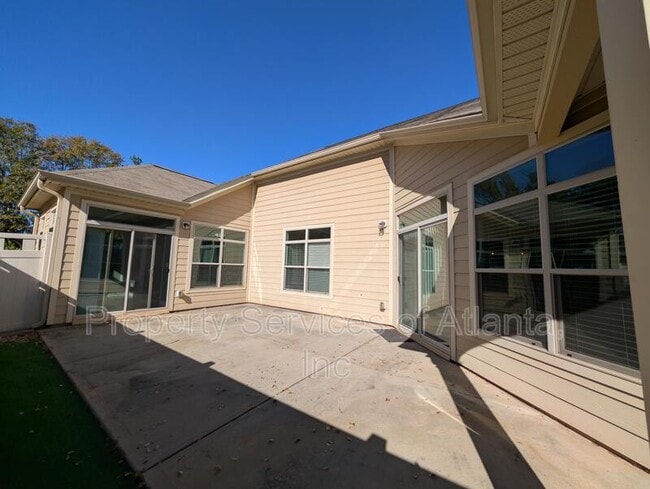 Building Photo - 261 Fenwick Cir