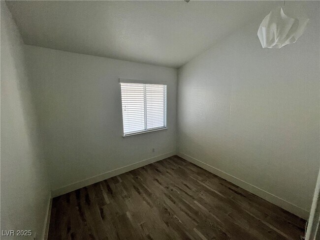 Building Photo - 9229 Magic Flower Ave