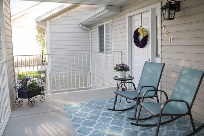 Building Photo - 720 E 1500 S