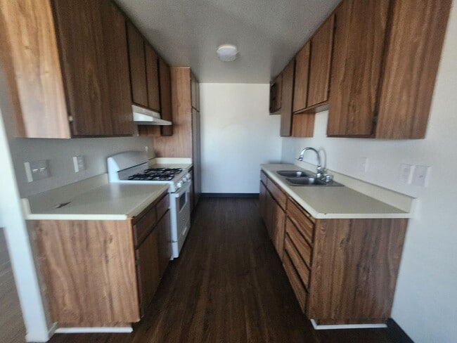 Building Photo - 73502 Sunnyvale Dr