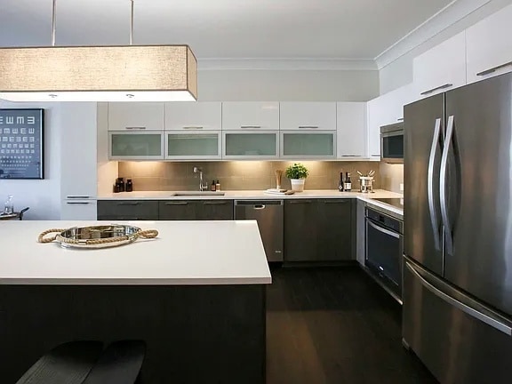Building Photo - Experience Luxury Living in the Heart of H...