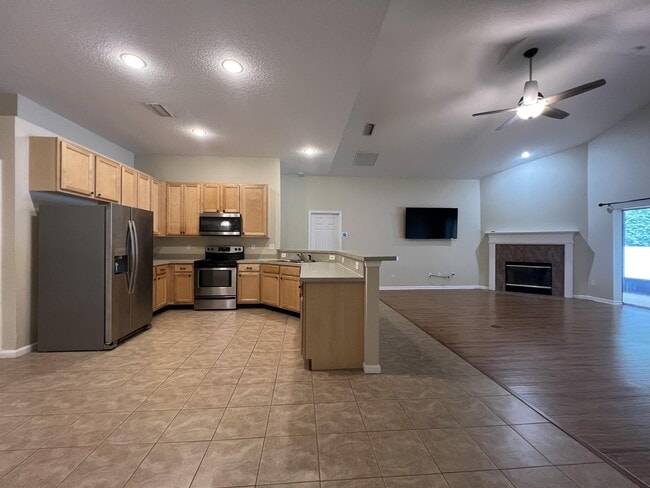 Building Photo - 3466 Laurel Leaf Dr