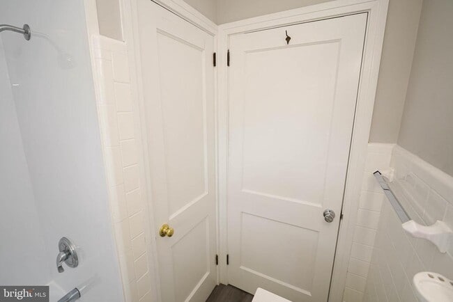 Building Photo - 737 Magnolia Dr