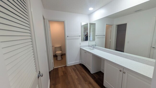 Building Photo - Beautifully Renovated 2BR/2BA Home in Martin Downs Golf Community – annual rental