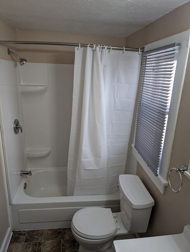Main floor bathroom - 830 Y St