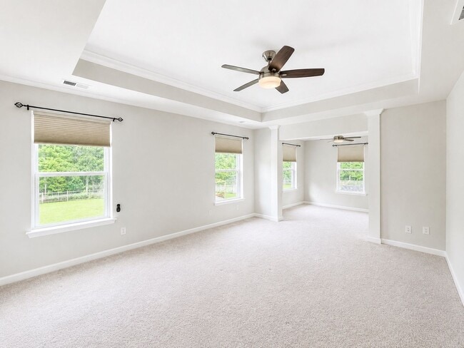 Building Photo - 119 Cherry Grv Dr