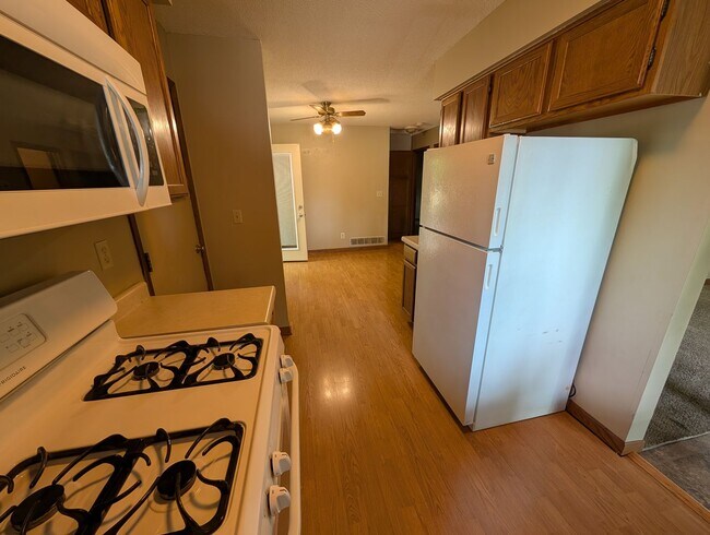Building Photo - Elk River 3bd 2ba House For Rent