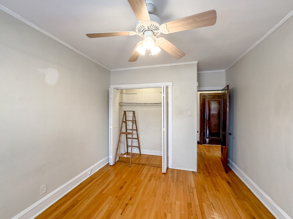 Building Photo - 4608 N Kildare Ave