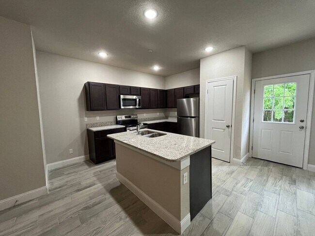 Building Photo - 7813 Savanah Brooks, Live Oak, TX. 78233