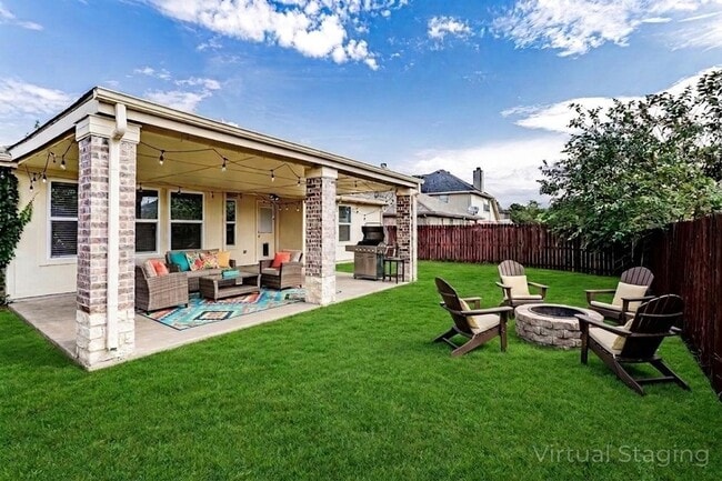 Building Photo - 2048 Lake Trail Dr